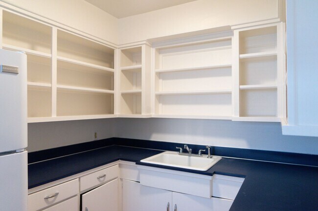 Primary Photo - Roommate Drama? Not Here. Just You, Your C...