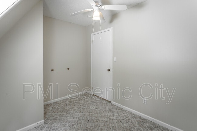 Building Photo - 1602 Rustic Homes Ln