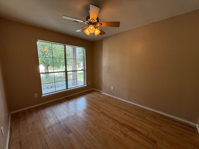 Building Photo - 5600 Lions Gate Ln