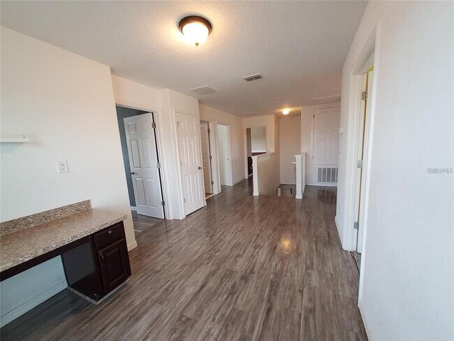 Building Photo - 355 Granada Blvd