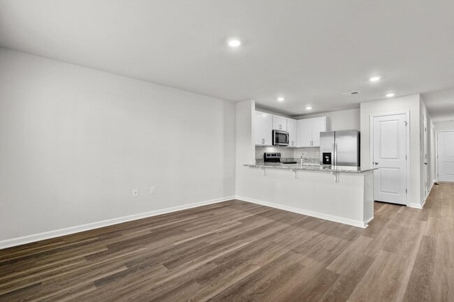 Building Photo - 539 Gemstone Blvd