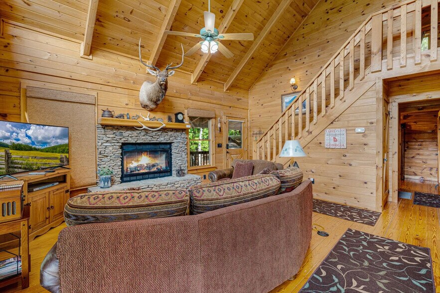 Building Photo - 150 Arrow Way