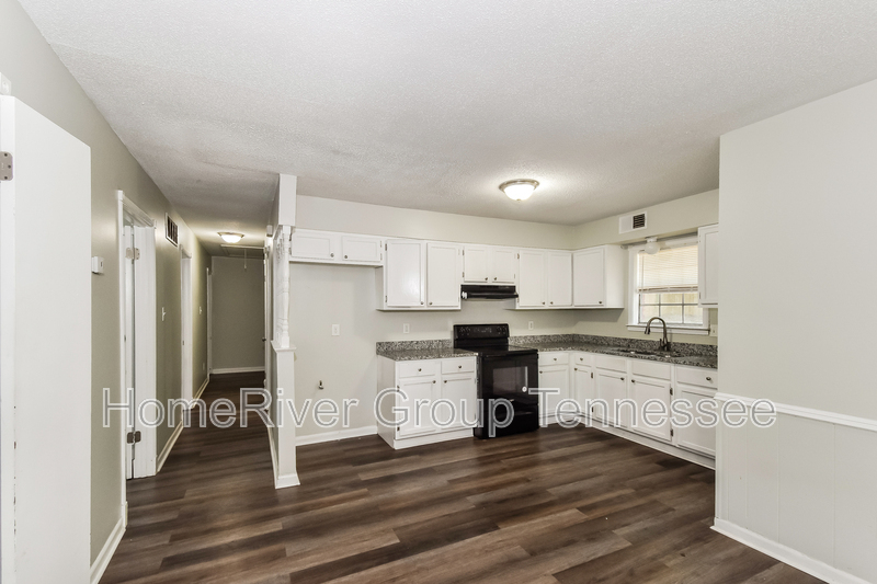 Building Photo - 3325 Ridge Top Cove