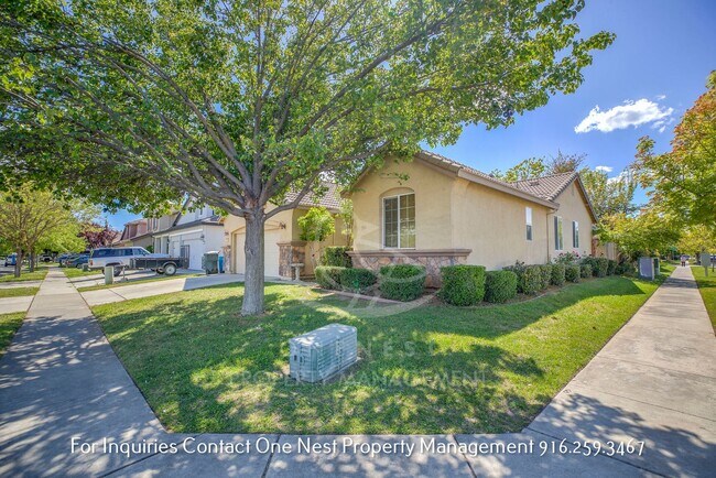 Building Photo - charming 3-bedroom, 2-bathroom single-level home