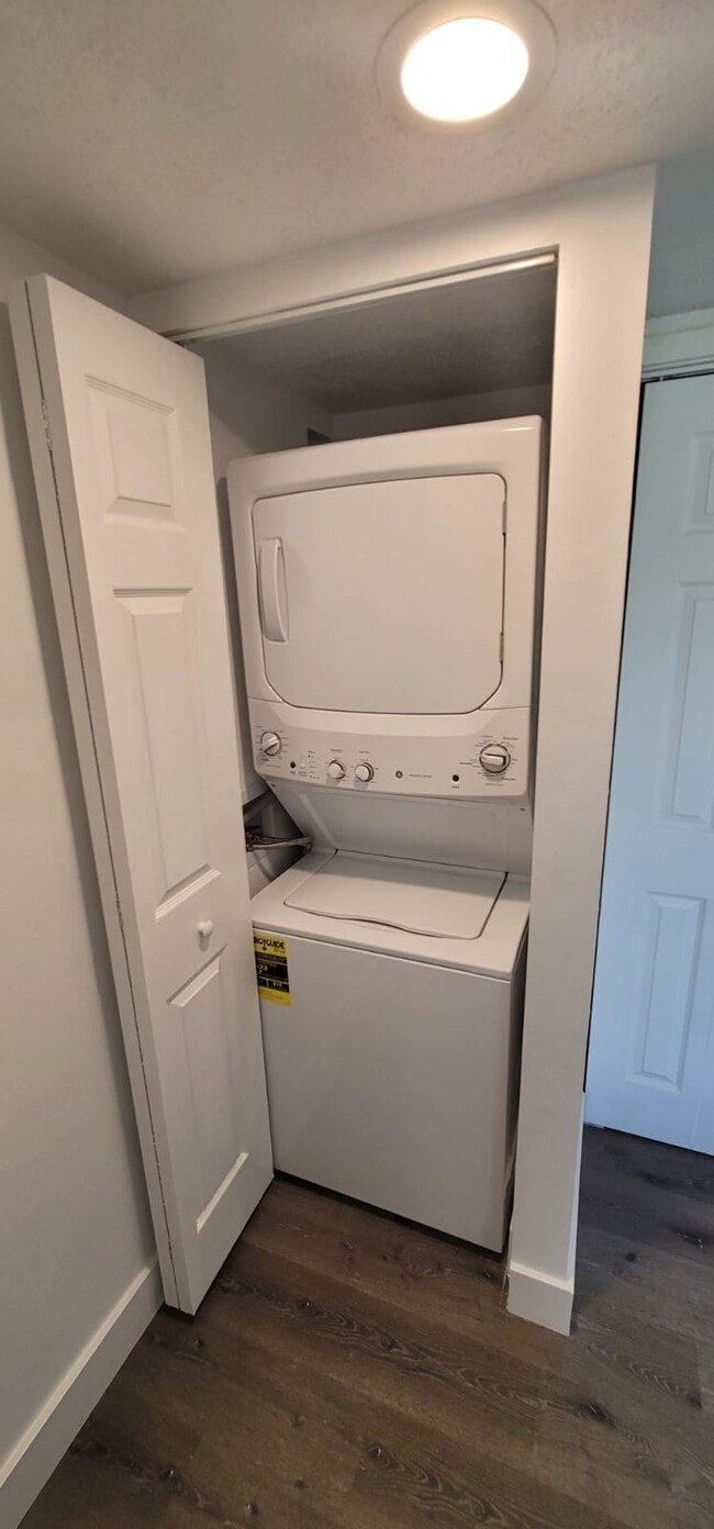 Washer/Dryer Select Apartments - Grand at Grenelefe