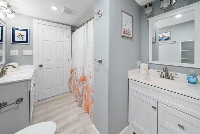 Building Photo - 505 Anemone St