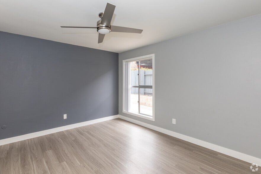 1BR, 1BA - 750SF - Chula Vista Terrace *$300 Off*