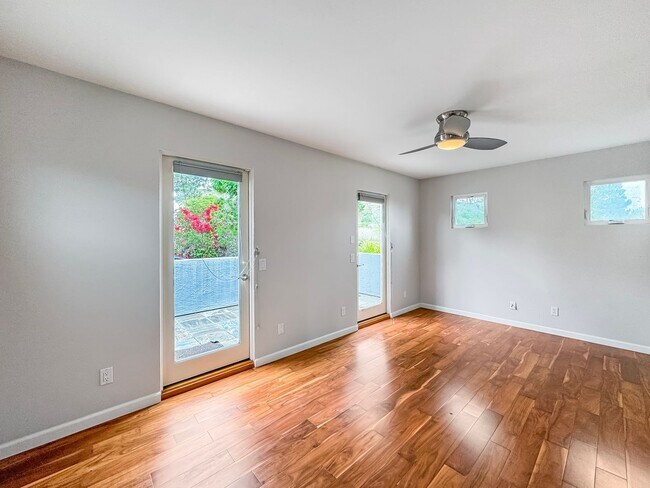 Building Photo - Stunning 3B/3BA House in Del Mar!