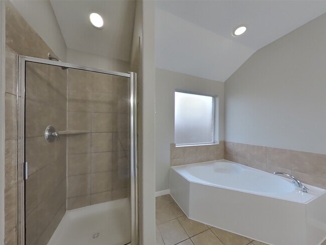 Building Photo - 3126 Lake Breeze Ln