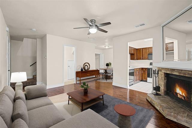 Building Photo - 1101 Brighton Dr