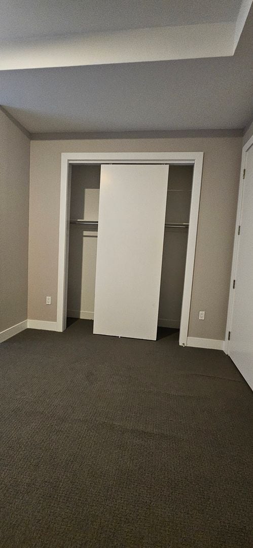 Building Photo - Congress Park High Rise Living! Huge Main Floor 2 Bed 2 Bath