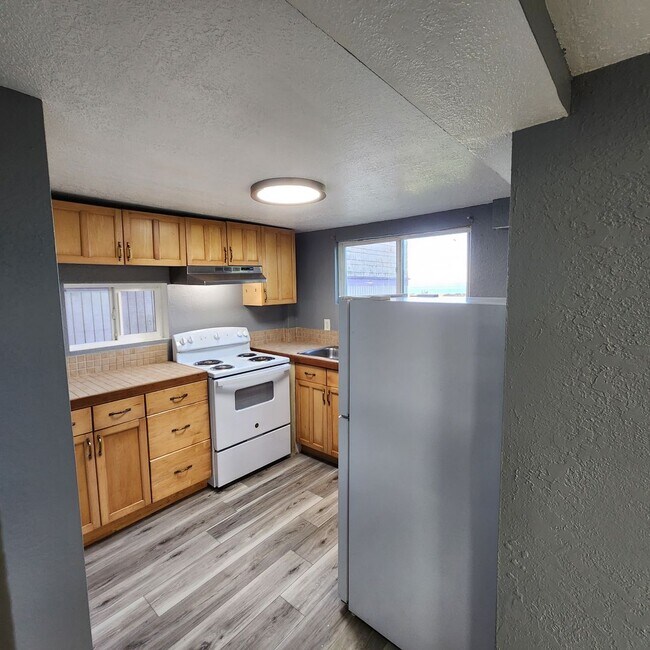 Building Photo - 356 Alameda Ave