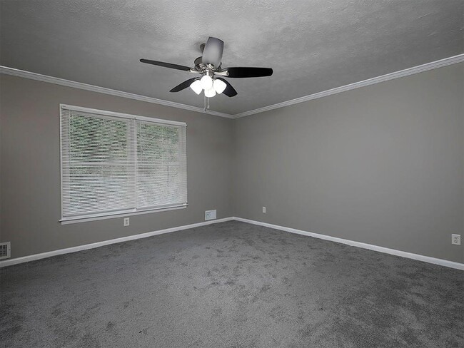 Building Photo - 581 Autumn Ln