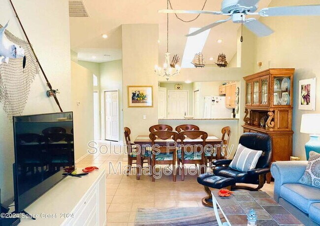 Building Photo - 5569 Cord Grass Ln