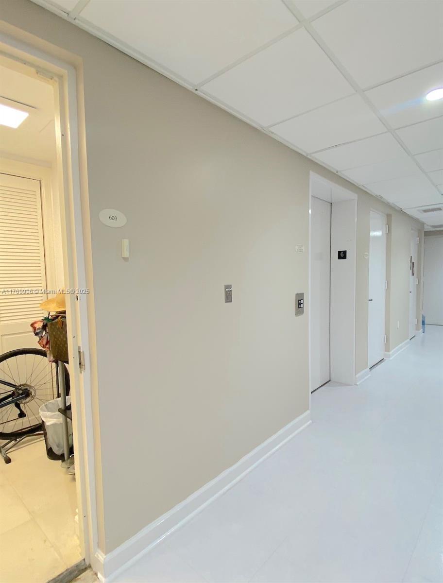 Building Photo - 430 Grand Bay Dr