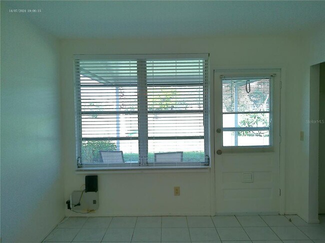 Building Photo - 2400 Franciscan Dr