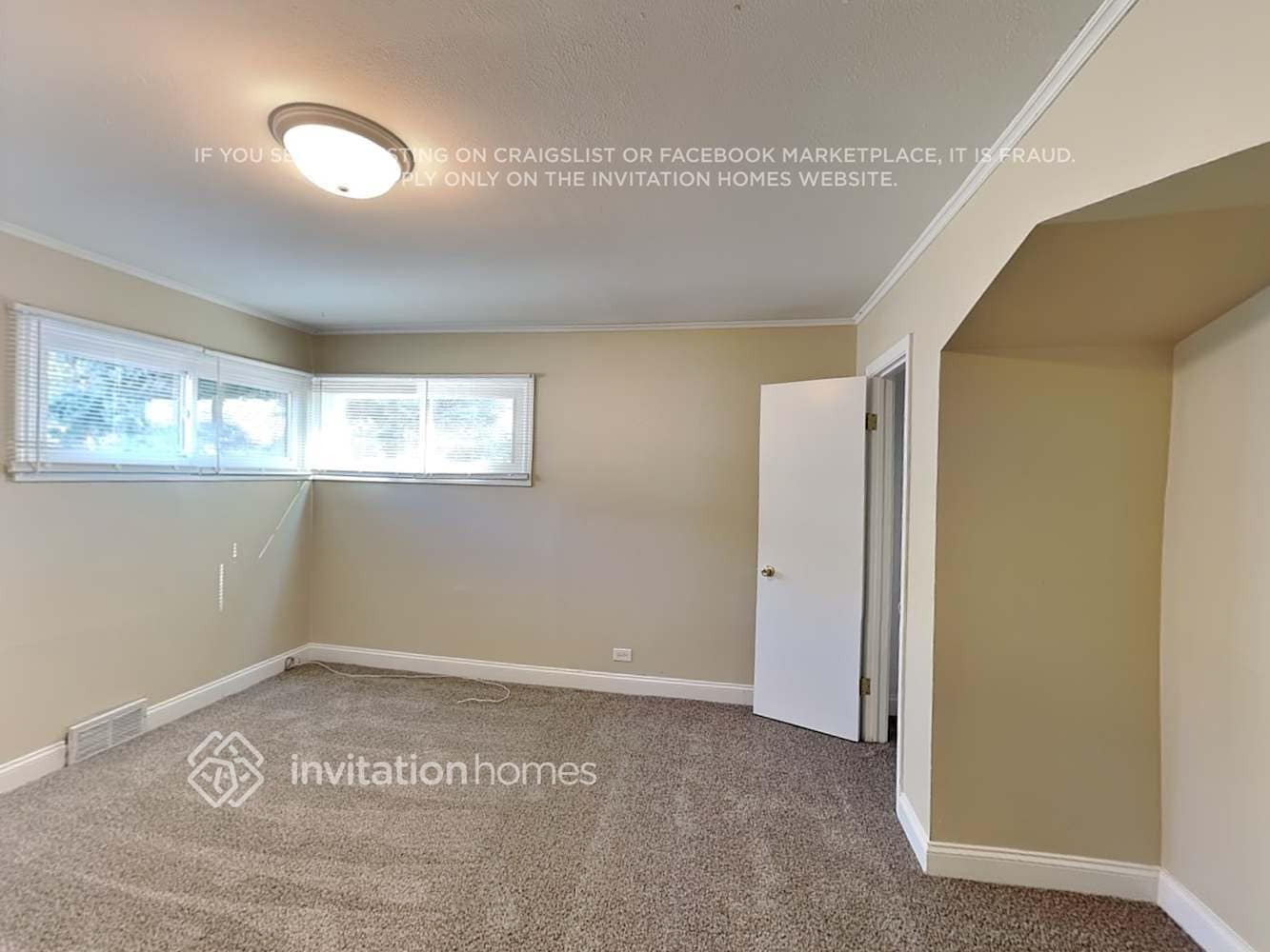 Building Photo - 9344 S 54th Ct