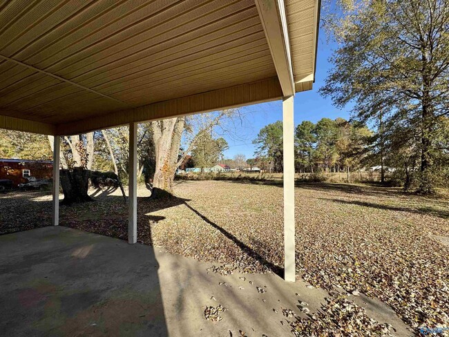 Building Photo - 17171 New Cut Rd