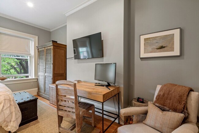 Building Photo - 35 Union Pk