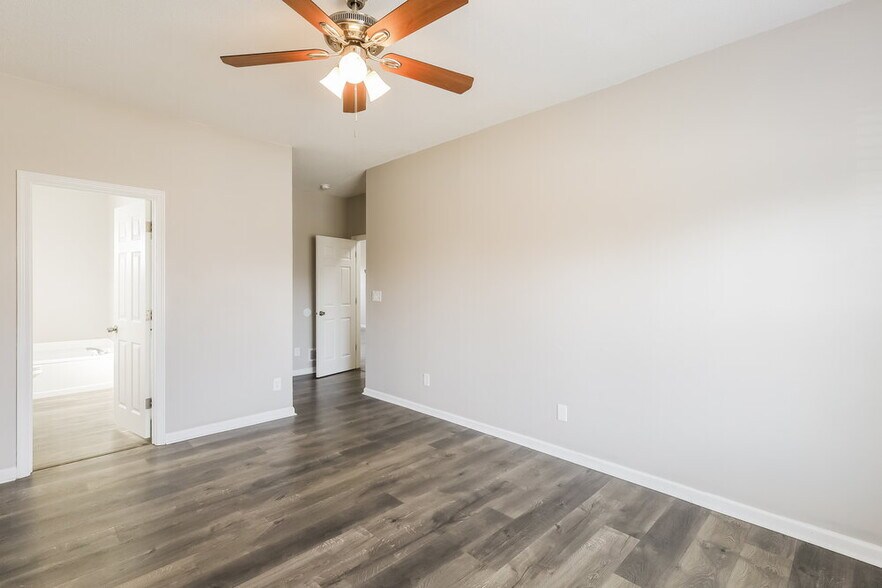 Building Photo - 3550 Limelight Ln
