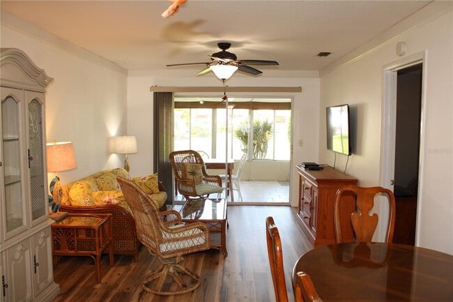 Building Photo - 5062 Live Oak Cir