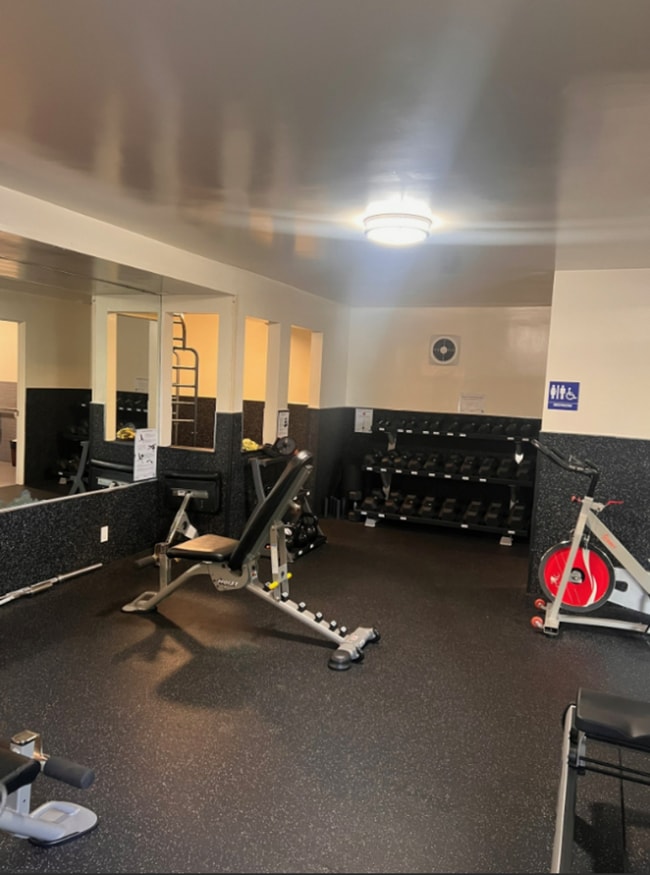 Building Photo - 1 bed/ 1 bath Condo in Goleta-Eucalyptus Grove HOA