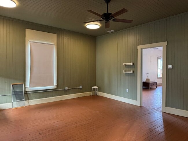 Building Photo - 7530 CA-16