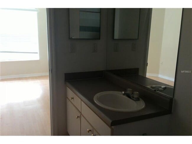 Building Photo - 10422 White Lake Ct