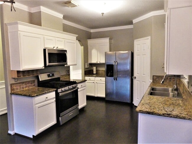 Building Photo - 3307 Siebinthaler Ln