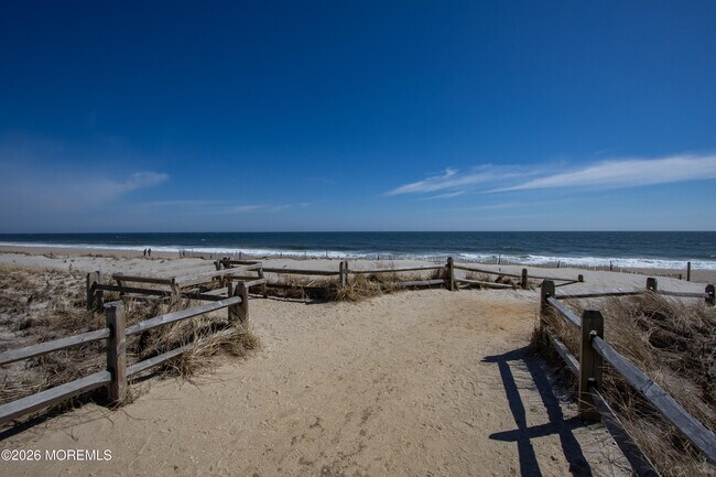 Building Photo - 900 Ocean Ave