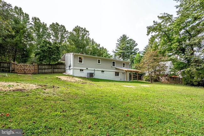 Building Photo - 8424 Hayden Ln