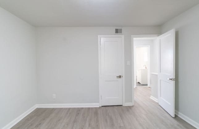 Building Photo - 124 Yorke St