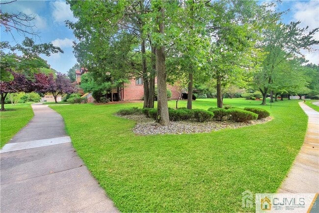 Building Photo - 3908 Birchwood Ct