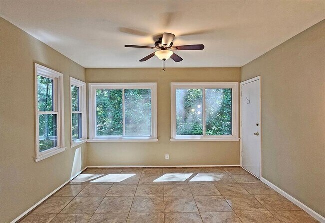 Building Photo - 47 Monet Ct NW
