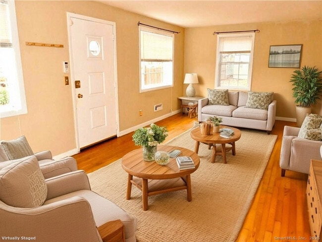 Building Photo - 12 W Rocks Rd