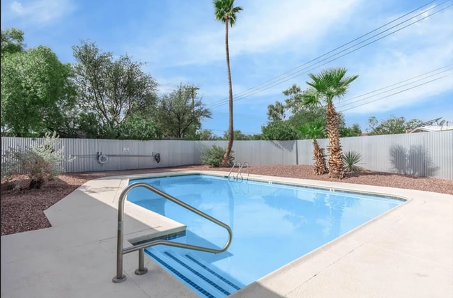RGA Pool - River Garden Apartments