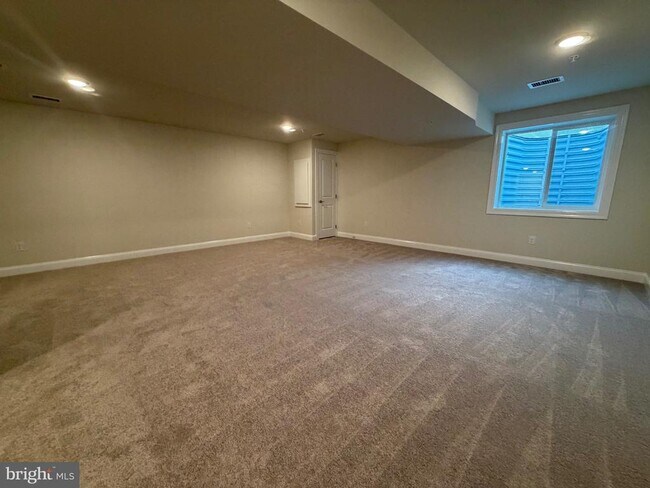 Building Photo - 436 Reagans Ln