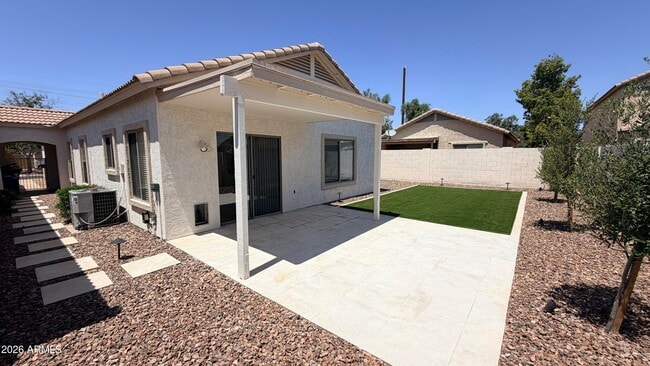 Building Photo - 3 S Laveen Pl