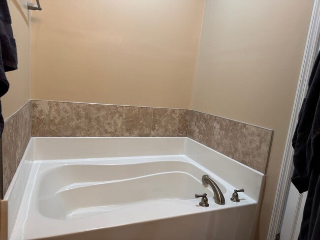 Building Photo - Beautiful home in Buckhaven