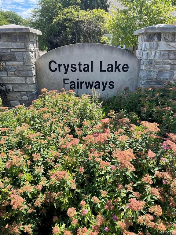 Building Photo - 1215 Oaklawn Dr