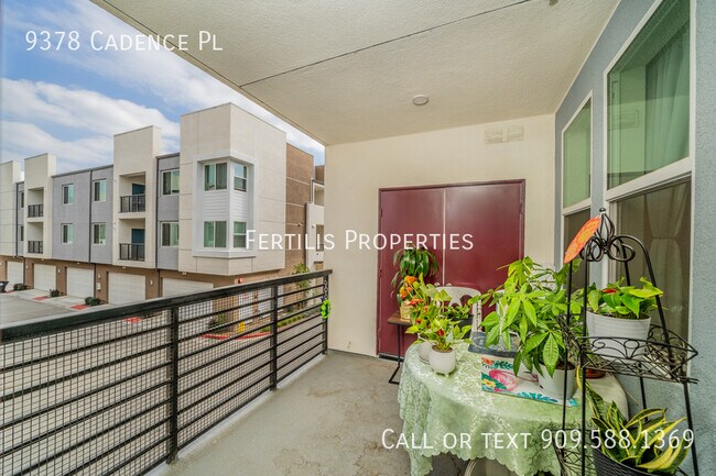 Building Photo - 9378 Cadence Pl