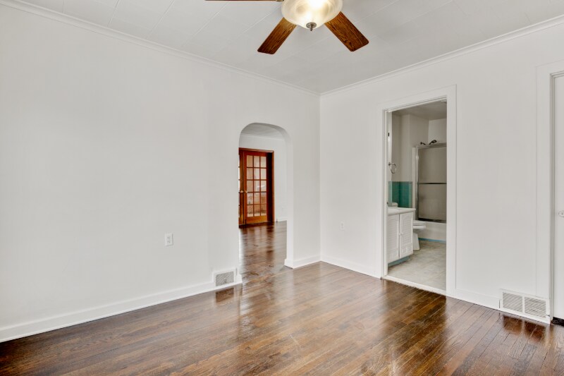 Building Photo - 1006 Ballantyne Rd