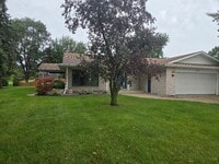 Building Photo - 3595 Hermansau Rd