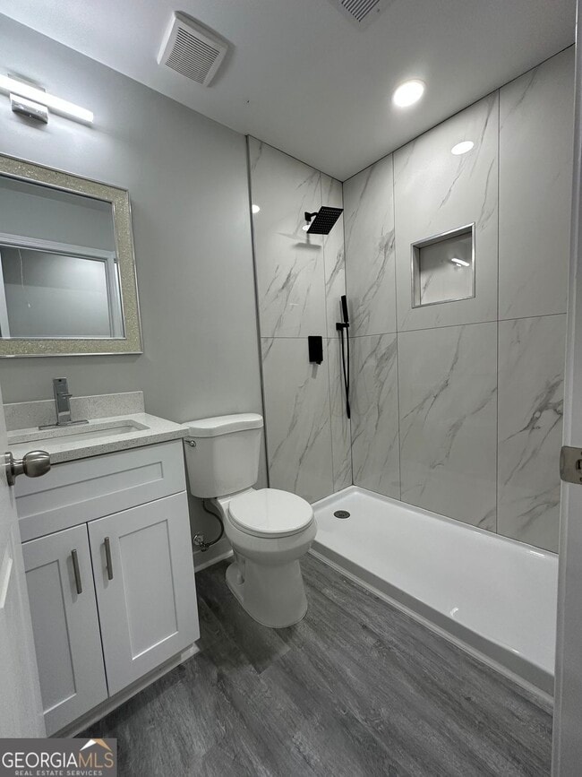 Building Photo - 1729 W Austin Rd