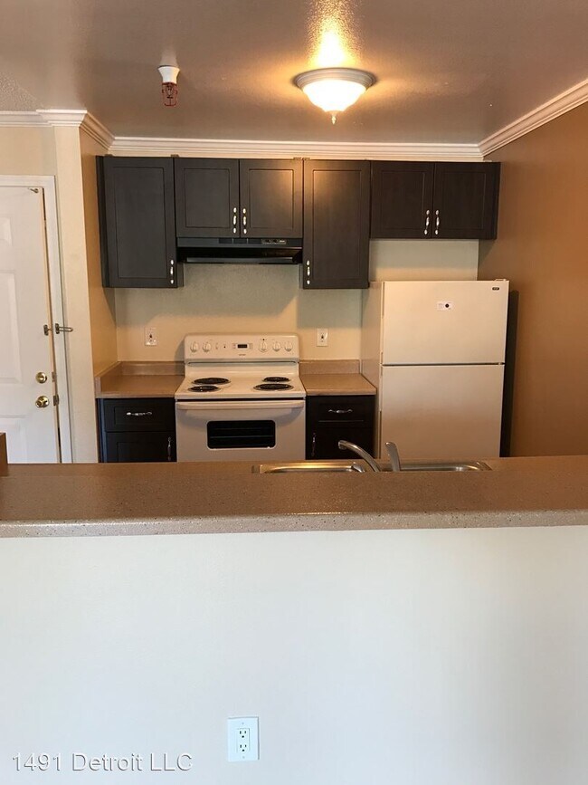 Building Photo - 1491 Detroit Ave