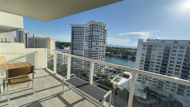 Building Photo - 5701 Collins Ave