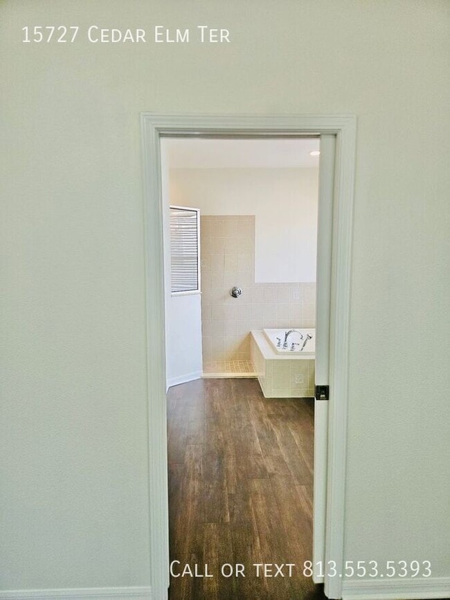 Building Photo - 15727 Cedar Elm Terrace