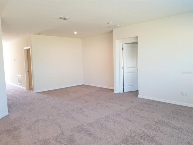 Building Photo - 3959 Fescue St