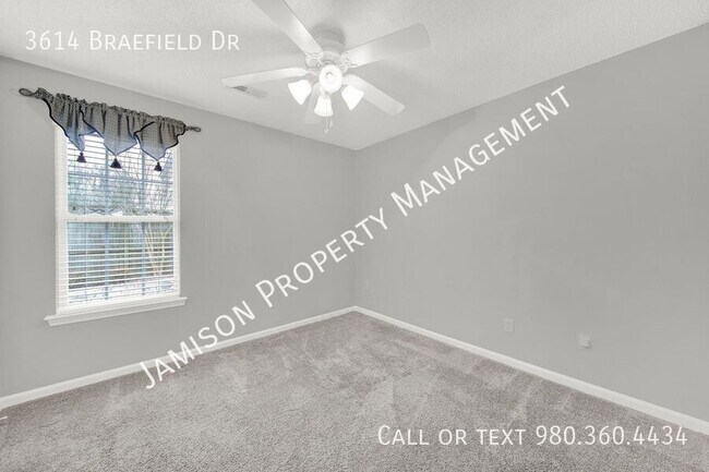 Building Photo - 3614 Braefield Dr