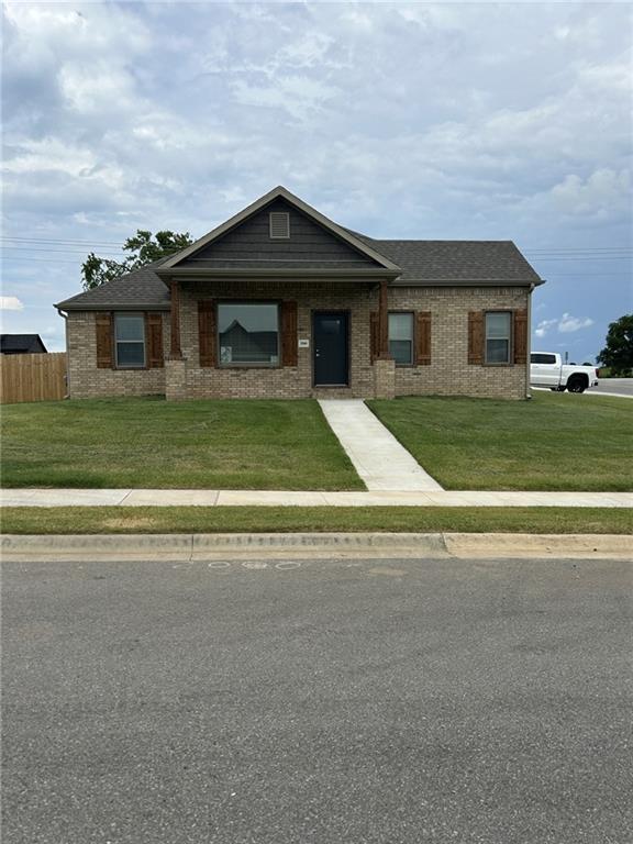 Primary Photo - 2000 Dobbs St